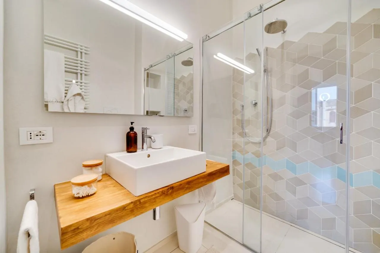 Beautiful Designer Flat Close To Pantheon Apartment Rome