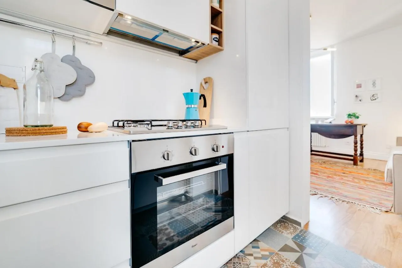 Beautiful Designer Flat Close To Pantheon Apartment Rome